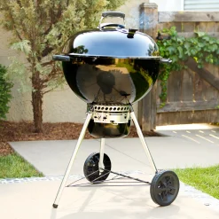 22” Master-Touch™ Charcoal Grill