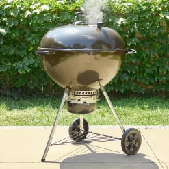 26” Master-Touch™ Charcoal Grill