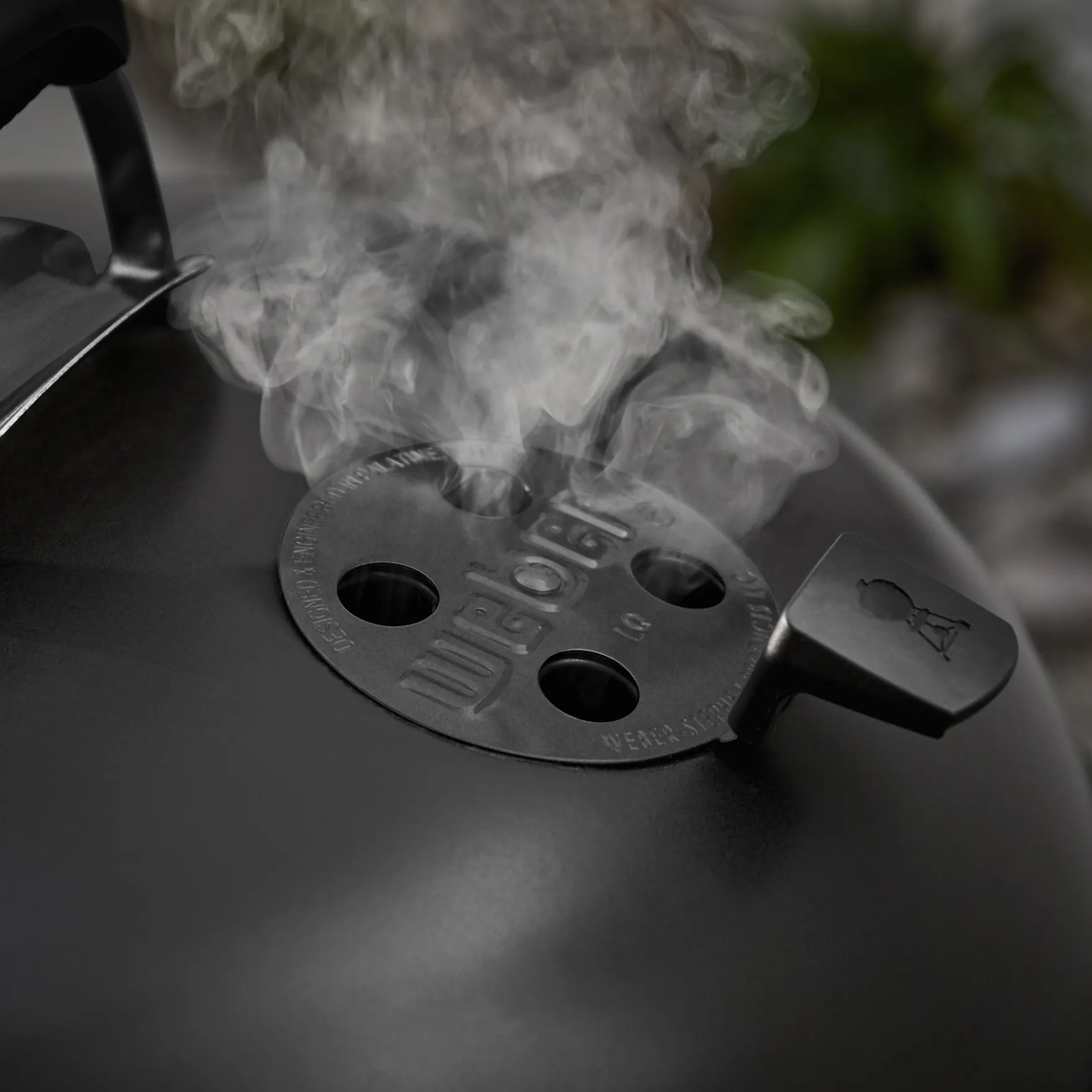 22” Original Kettle® Stealth® Edition Charcoal Grill