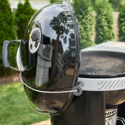 22” Performer™ Premium Charcoal Grill
