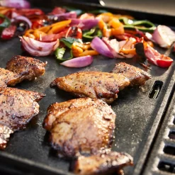 Genesis® E-430 Gas Grill Stealth® Edition (Liquid Propane)