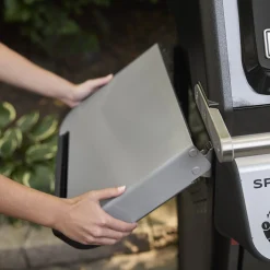 Spirit® E-325 Gas Grill (Natural Gas)