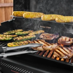Spirit® E-425C Gas Grill Stealth® Edition (Natural Gas)