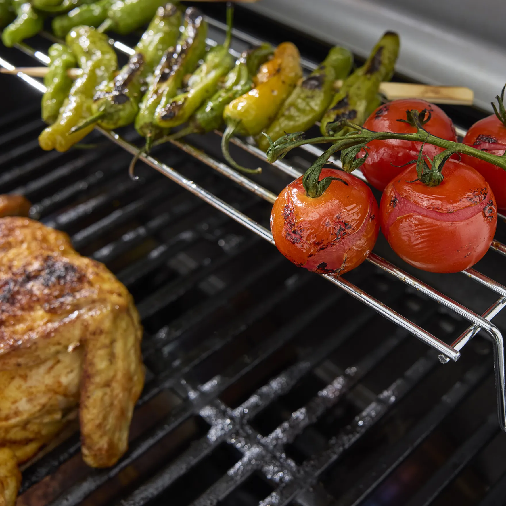 Spirit® EX-425C Smart Gas Grill (Liquid Propane)