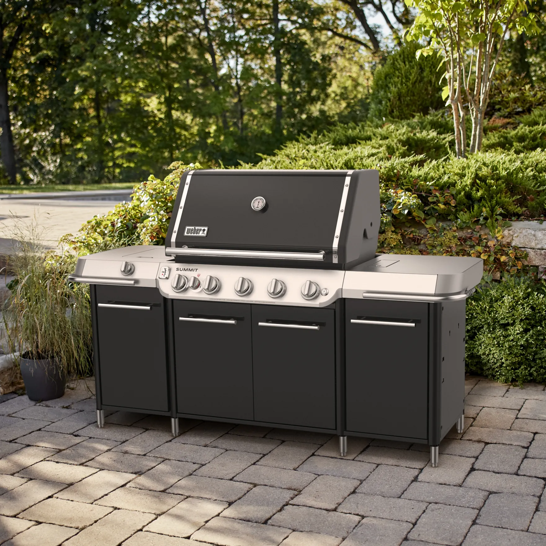 Summit® GC38 E Grill Center (Liquid Propane)